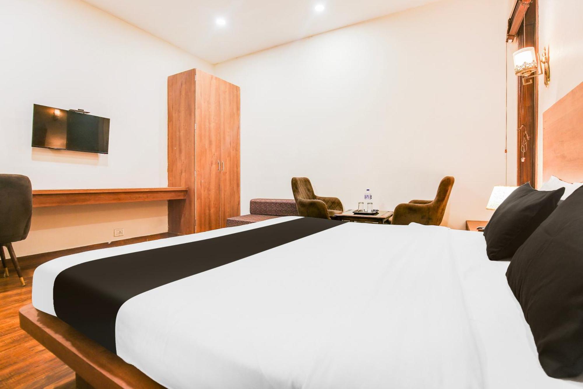 Super Townhouse Grand Fortune Amritsar Zewnętrze zdjęcie