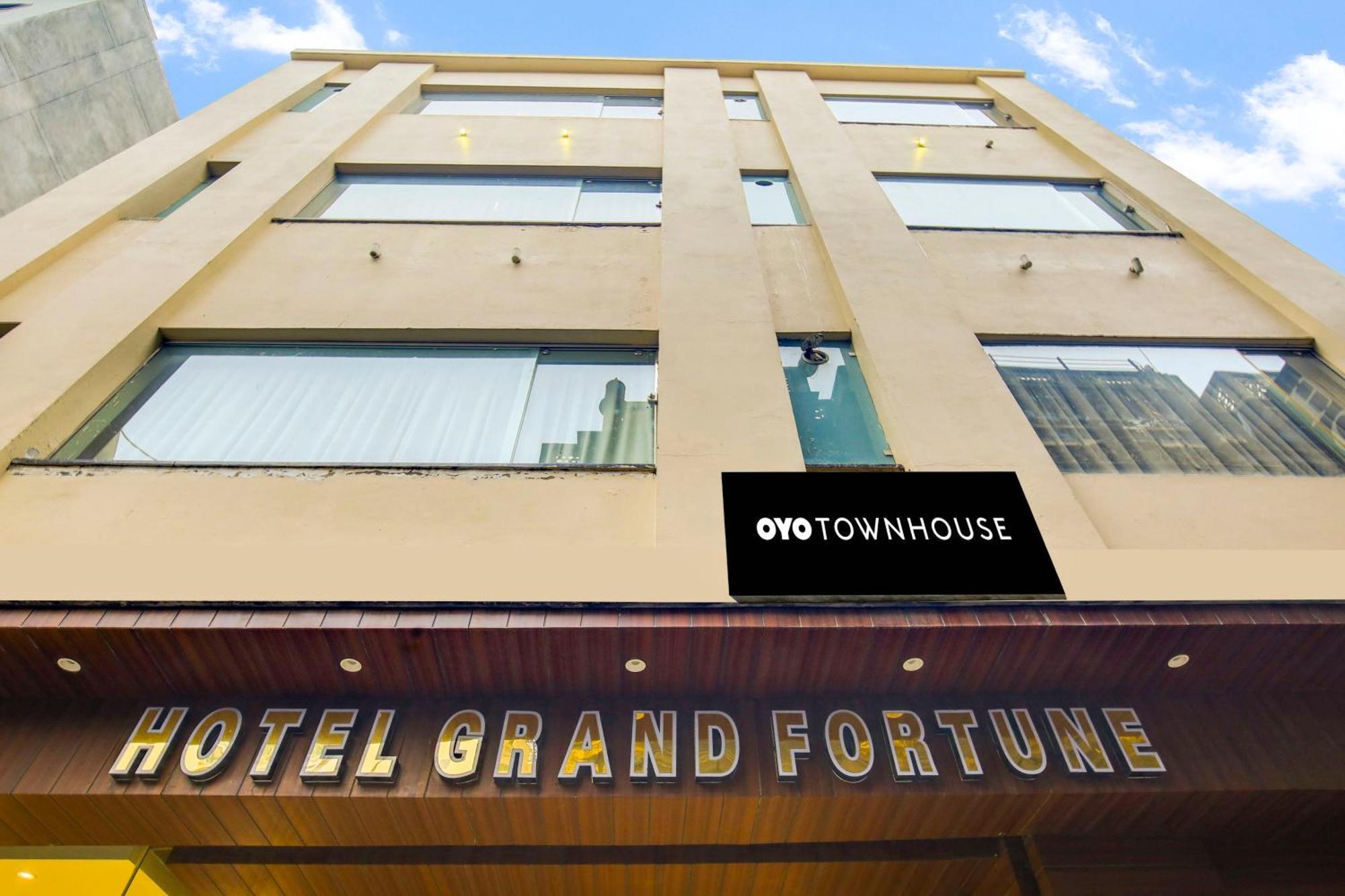 Super Townhouse Grand Fortune Amritsar Zewnętrze zdjęcie