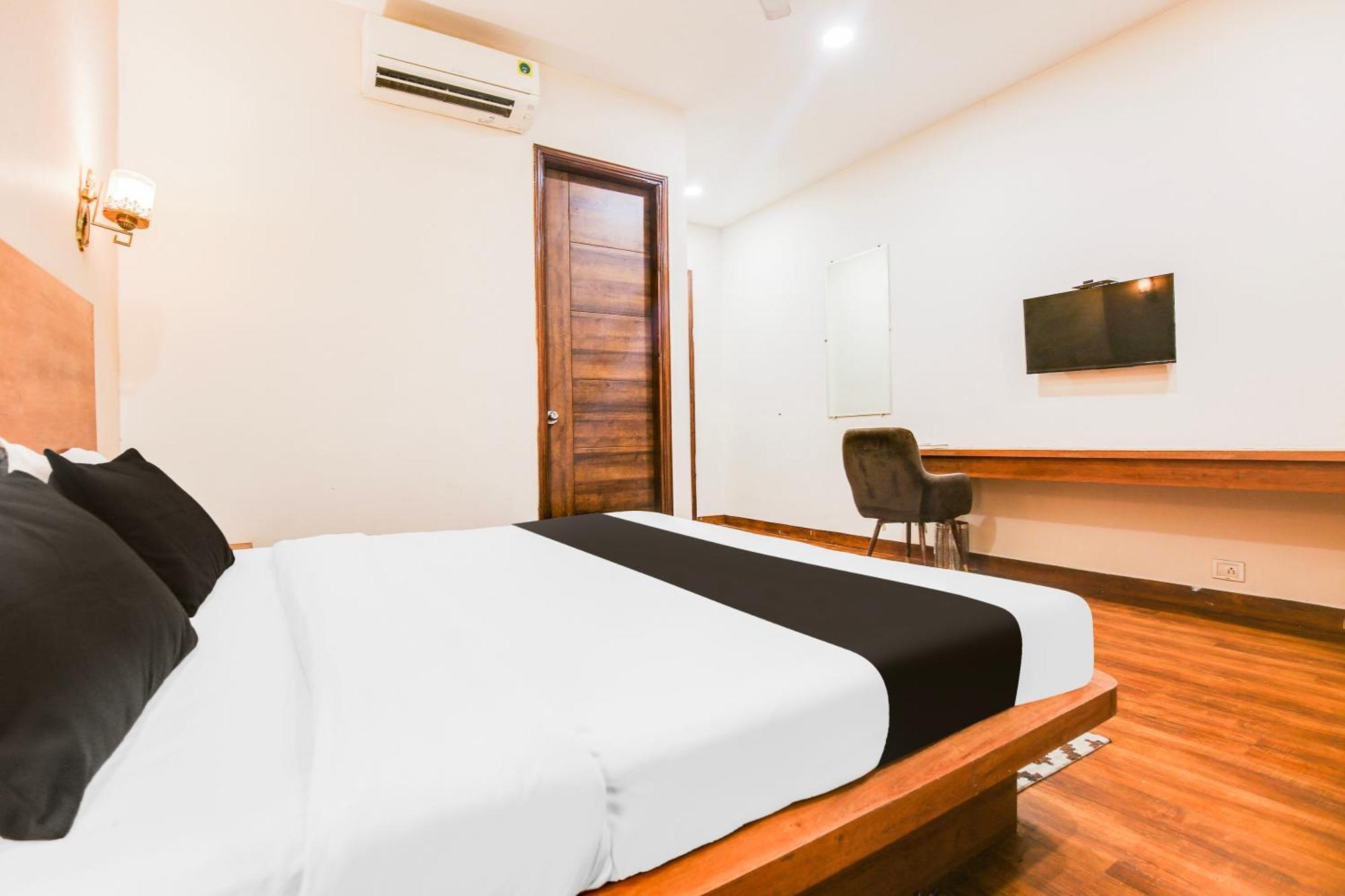 Super Townhouse Grand Fortune Amritsar Zewnętrze zdjęcie