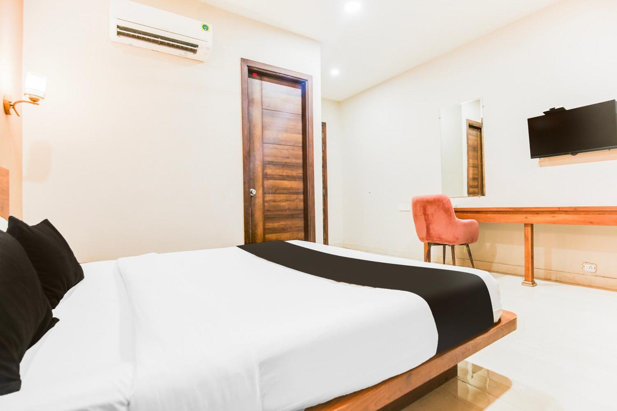Super Townhouse Grand Fortune Amritsar Zewnętrze zdjęcie
